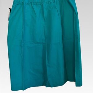 Teal Women's Skirt size 40 brand new